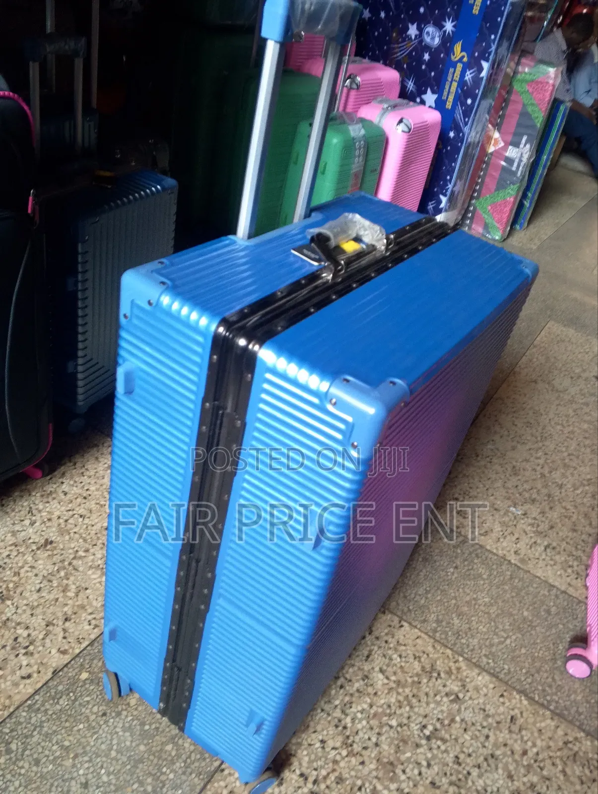 Classy Extra Large Aluminium Plastic Suitcase. ( Blue)