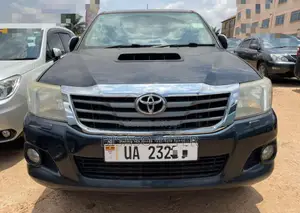 Toyota Hilux 2011 Black