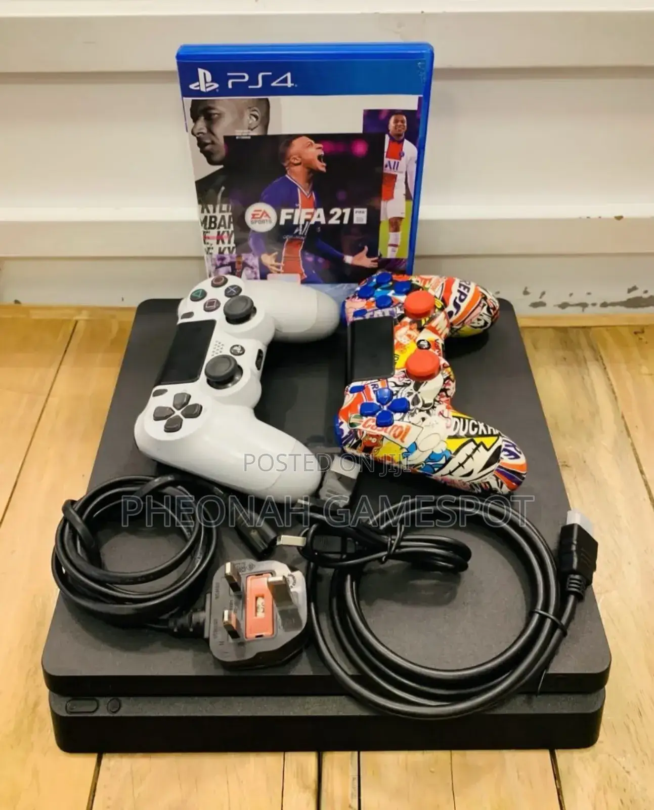 Selling a Ps4 Slim With 10 Games and 2 Controllers! Go. It's Chipped