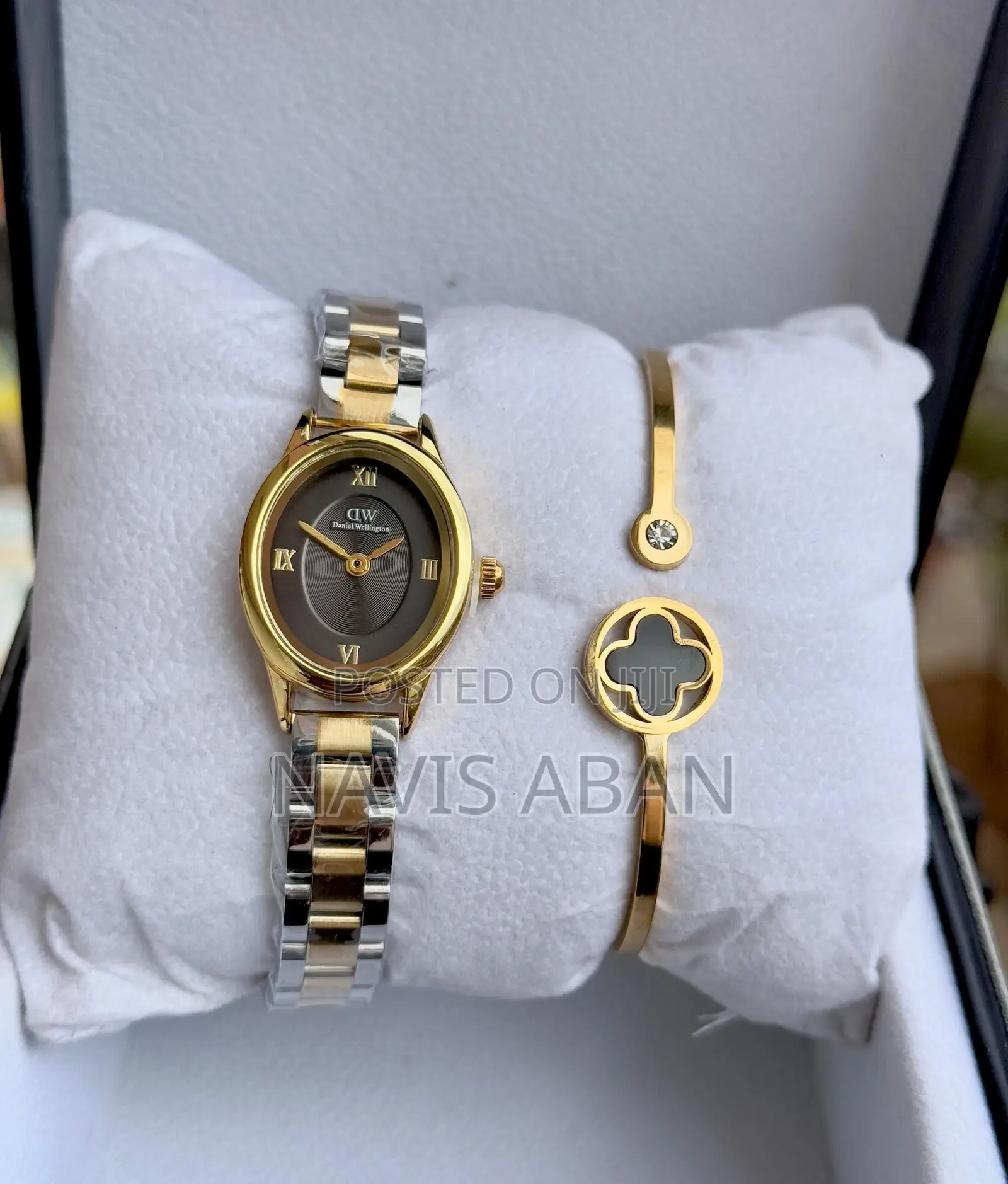 Daniel Wellington Genuine Watch Plus Bracelete