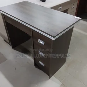 High Quality Office Table