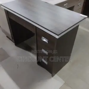 High Quality Office Table