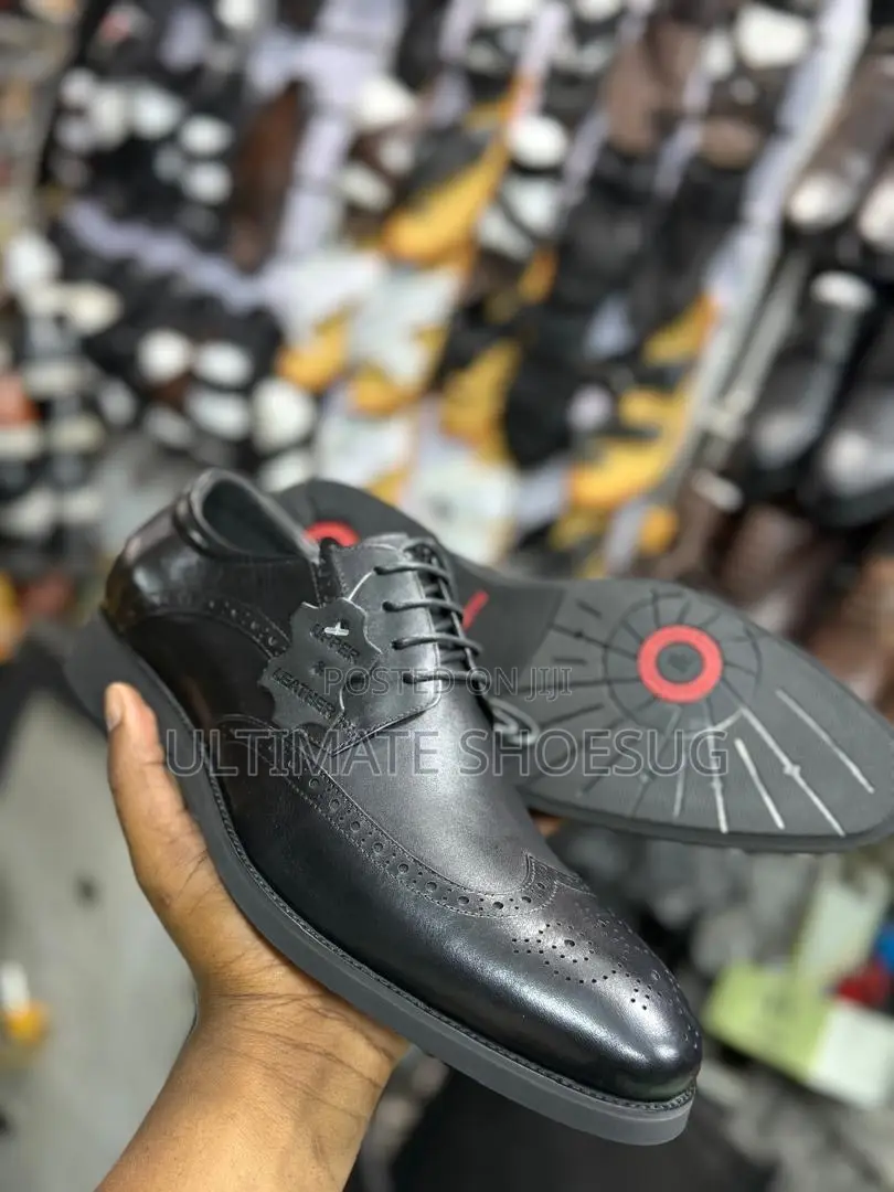 Fragamo Mens Leather Oxfords