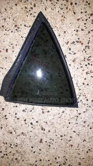 Toyota Allion 2003 Quater Glass