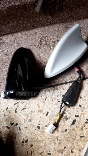 Shark Fin Antenna for All Cars