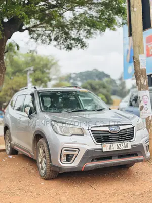Subaru Forester Base AWD 2019