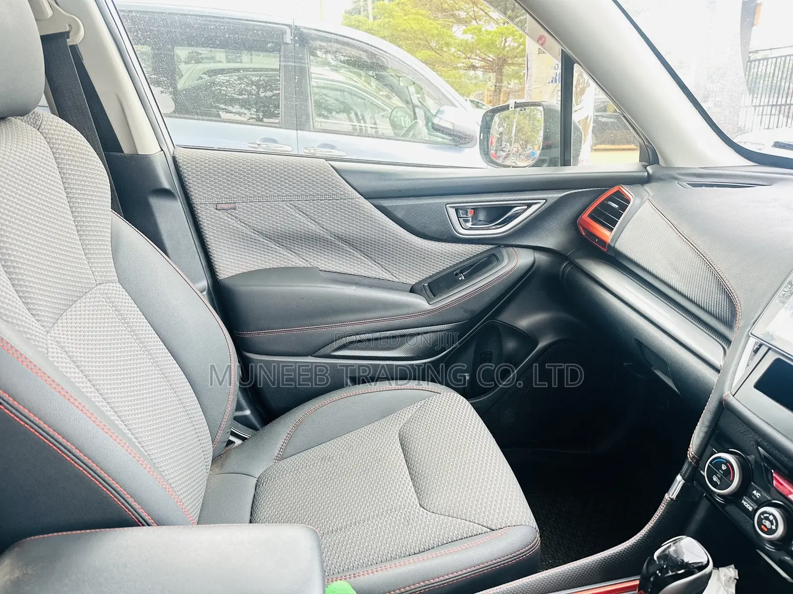 Subaru Forester Base AWD 2019