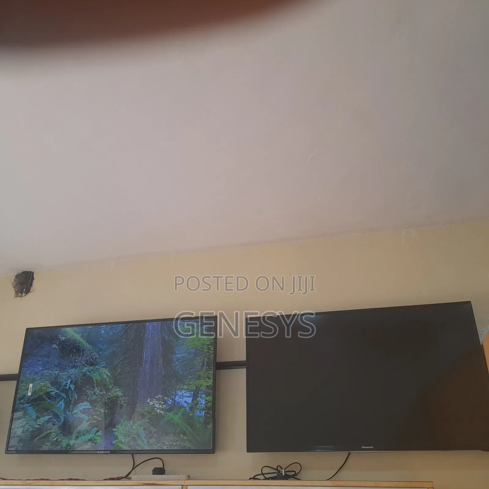 43 Inch Smart TVS
