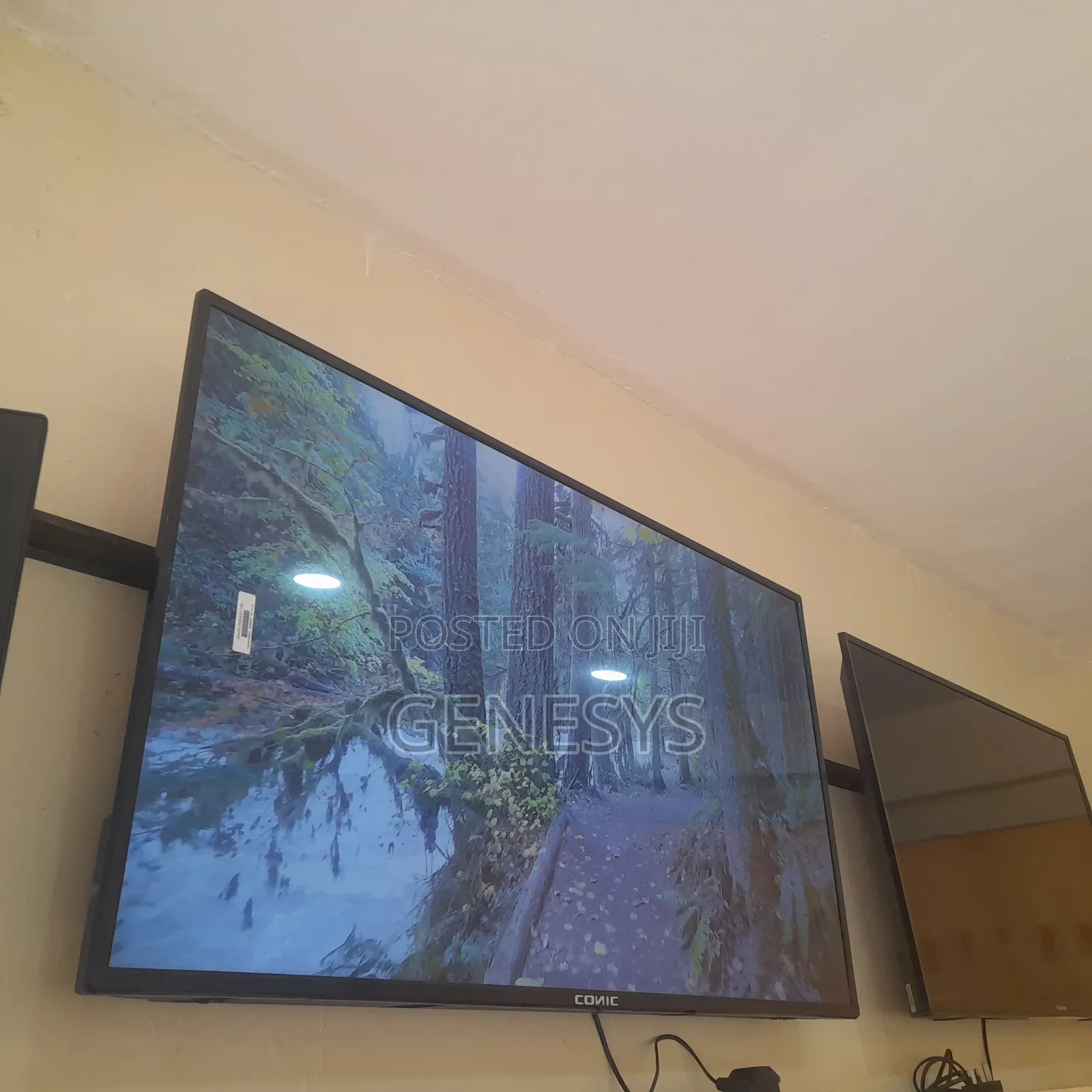 43 Inch Smart TVS