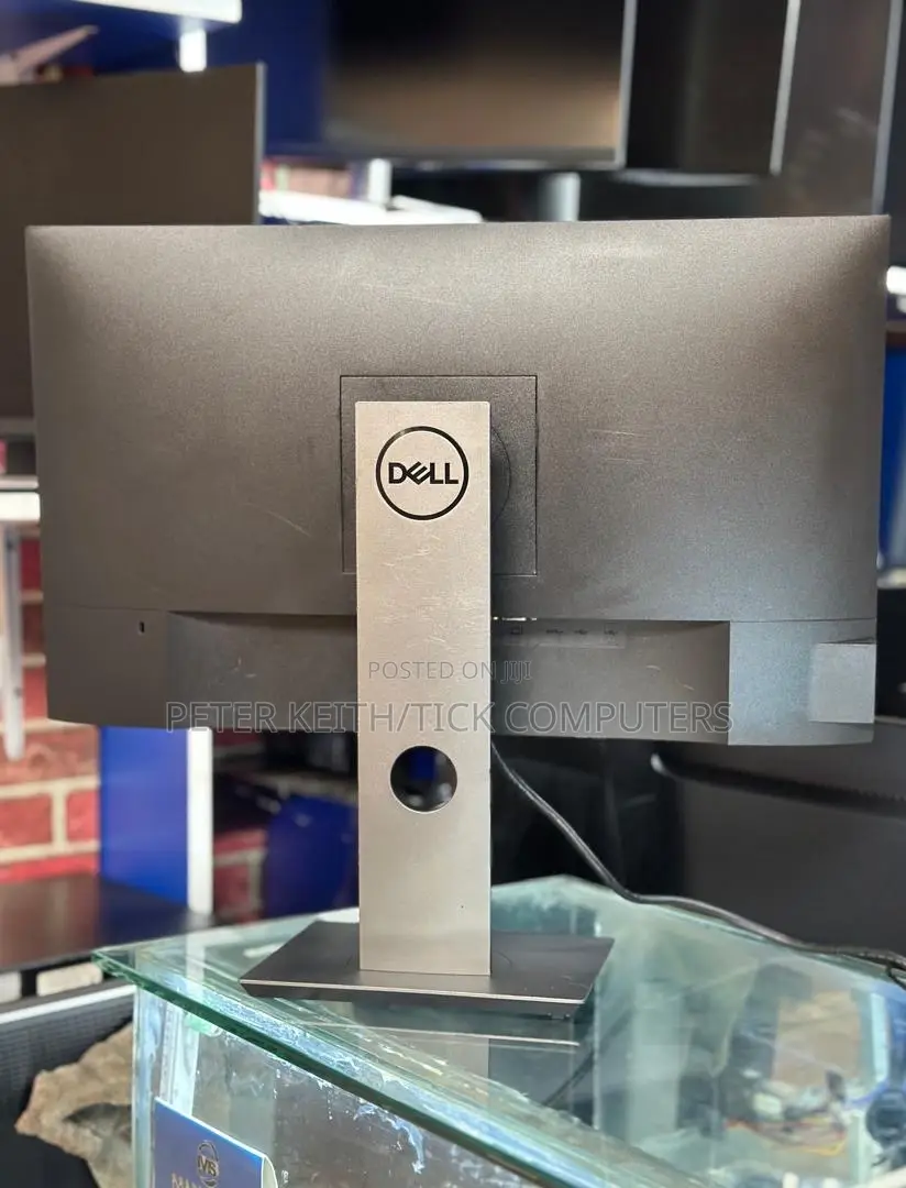Dell 22" Ips Bezelless Full Hd Monitor With Hdmi,Dp, Vga,Usb 2.0, 3.0