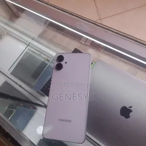 Samsung Galaxy A06 64 GB White