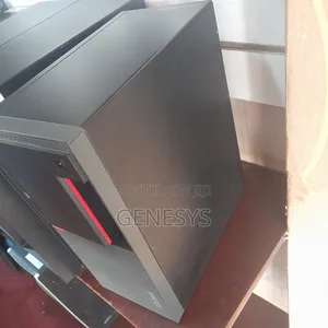 Desktop Computer Lenovo ThinkCentre 24 16GB Intel Core I7 SSD 256GB
