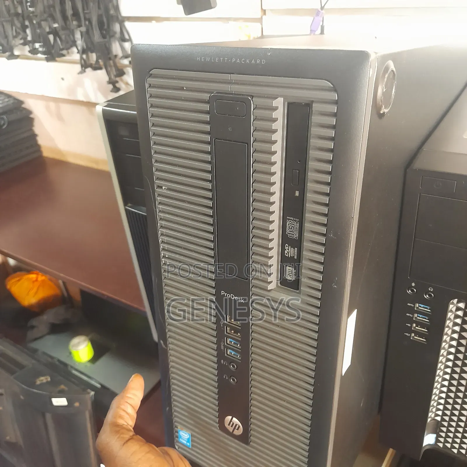 Desktop Computer HP ProDesk 400 16GB Intel Core I7 SSD 256GB