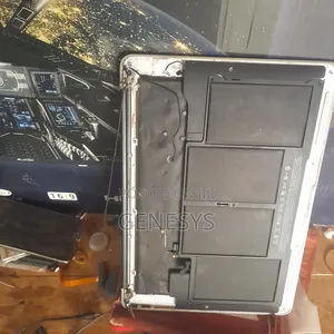 Macbooks Pro/Air Repairs Replacements