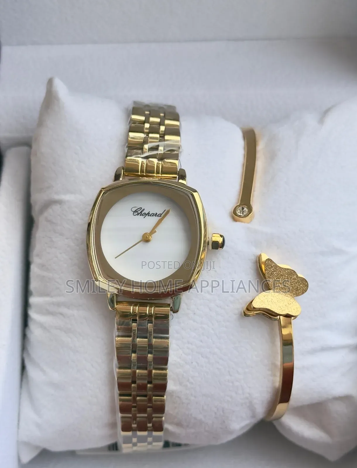 Chopard Women's Golden Wrist Time Piece at Discount Price
