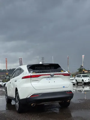 Toyota Harrier 2.0 2020 Pearl