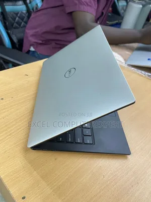 New Laptop Dell XPS 13 9370 16GB Intel Core i7 SSD 256GB