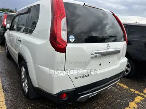 Nissan X-Trail 2.0 Petrol XE 2012 White
