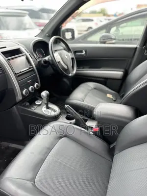 Nissan X-Trail 2.0 Petrol XE 2012 White