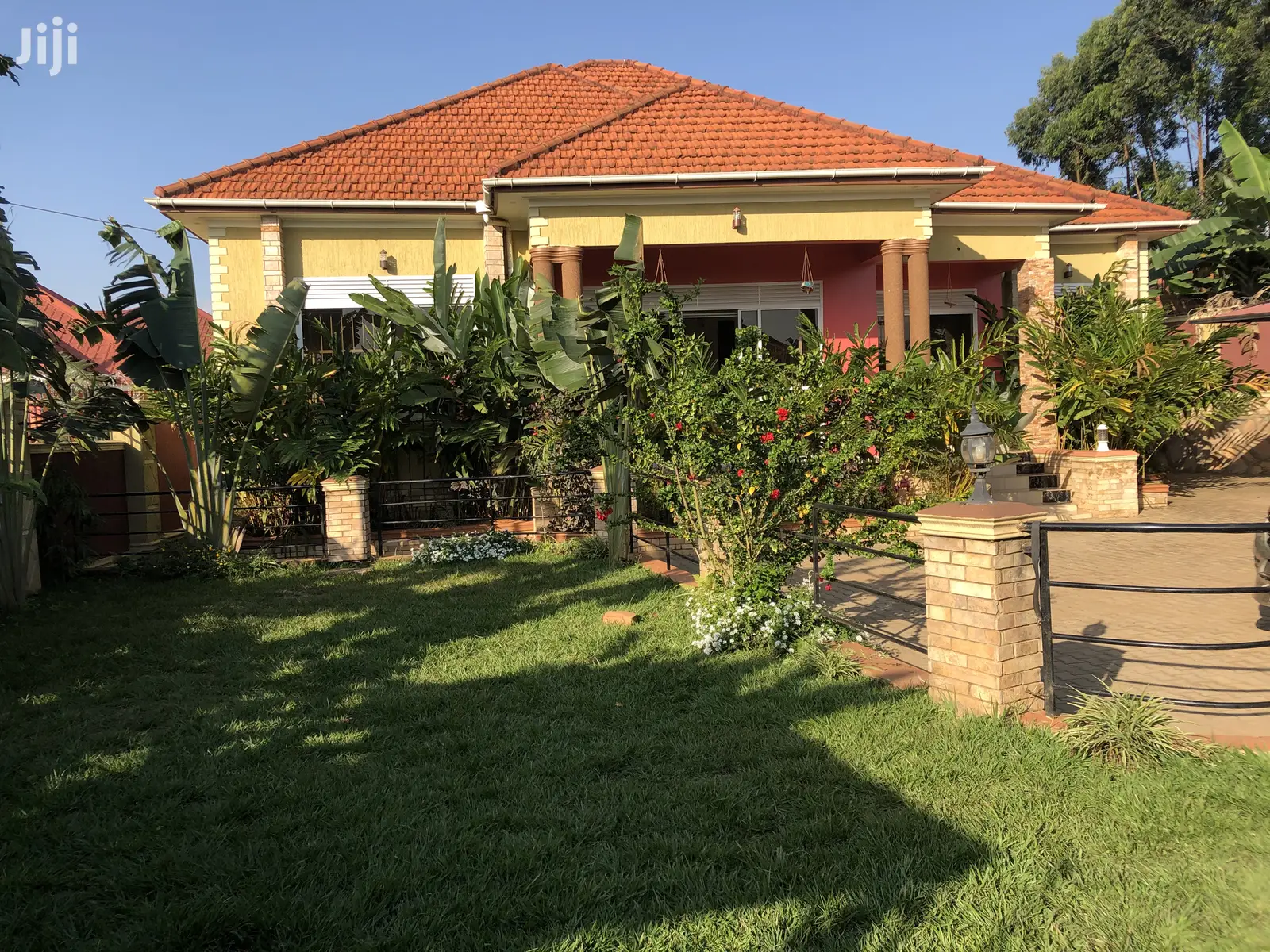 Kira Flashy House on Sale