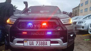 Toyota Hilux 2018 Green