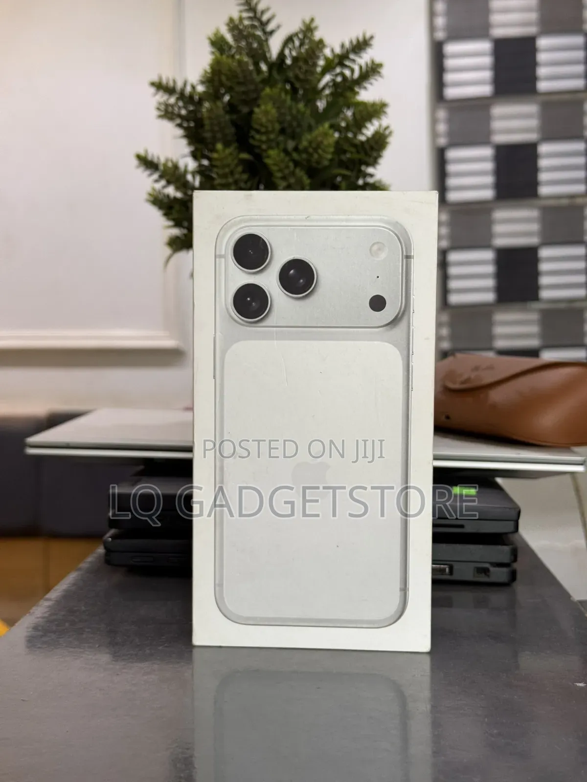 New Apple iPhone 17 Pro Max 256 GB Silver