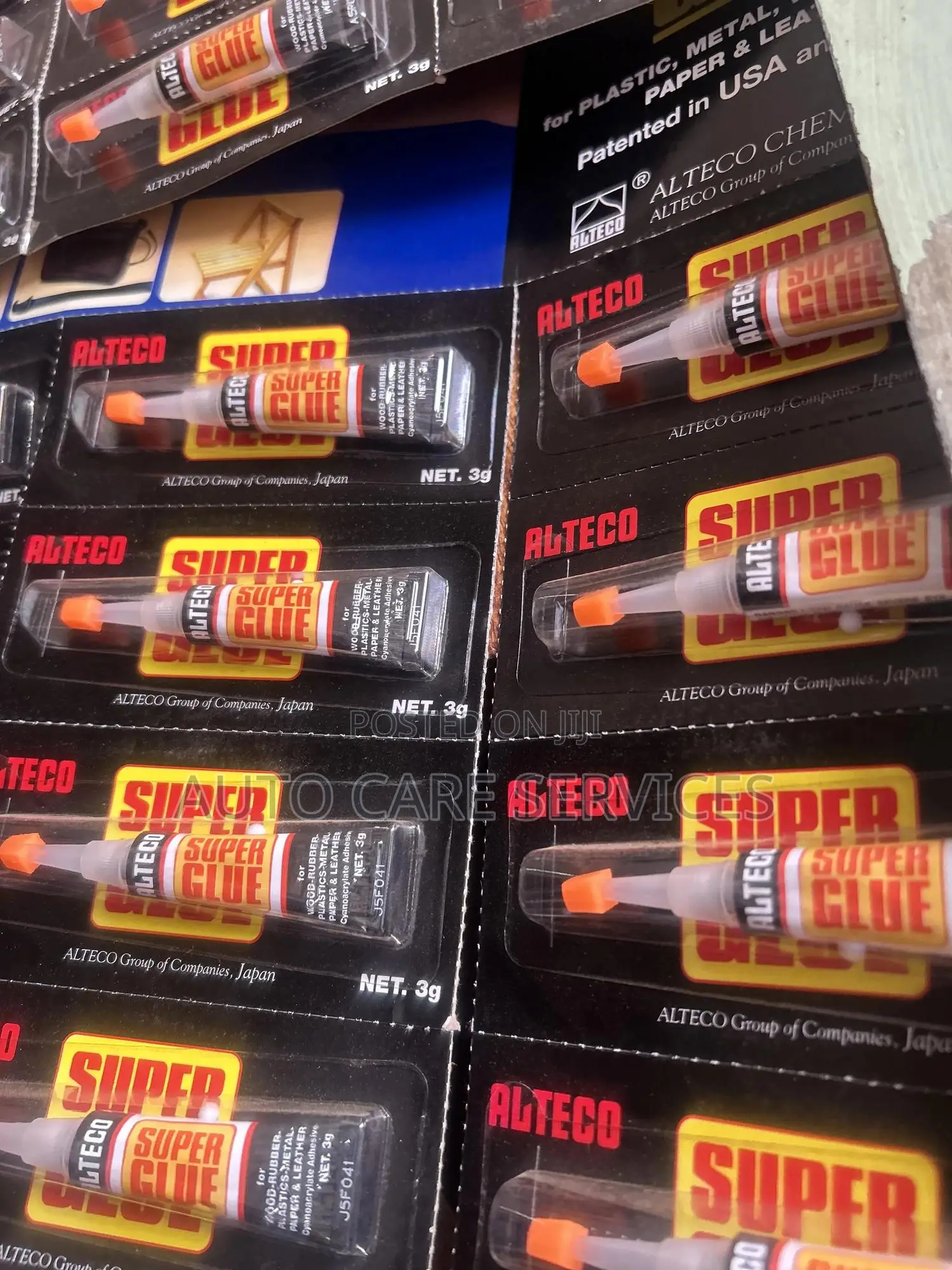 Super Glue