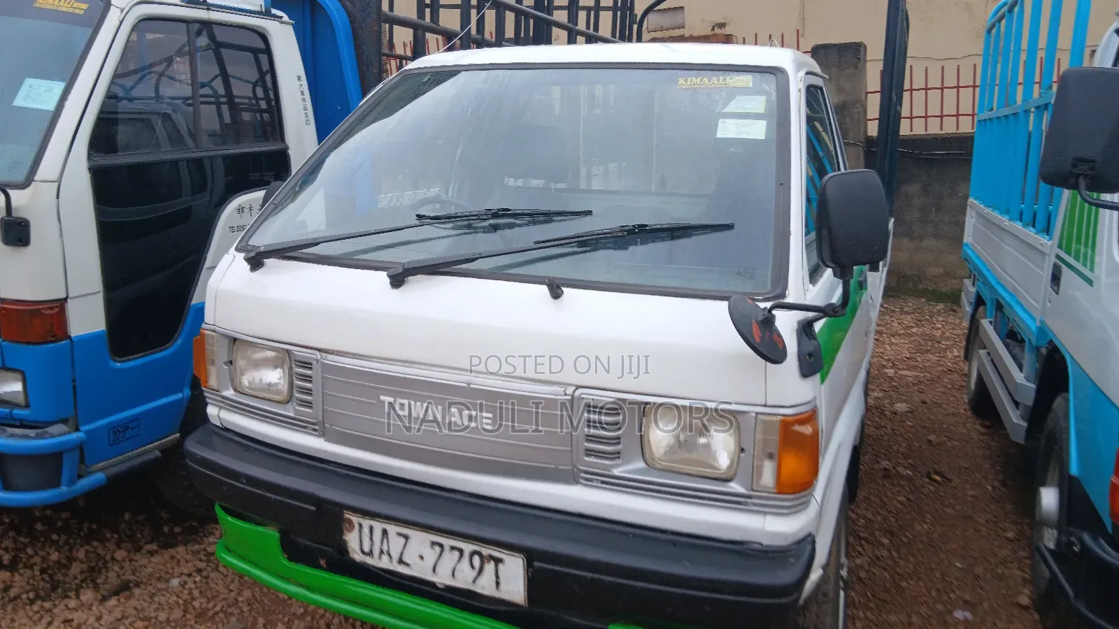 Toyota Townace White Truck