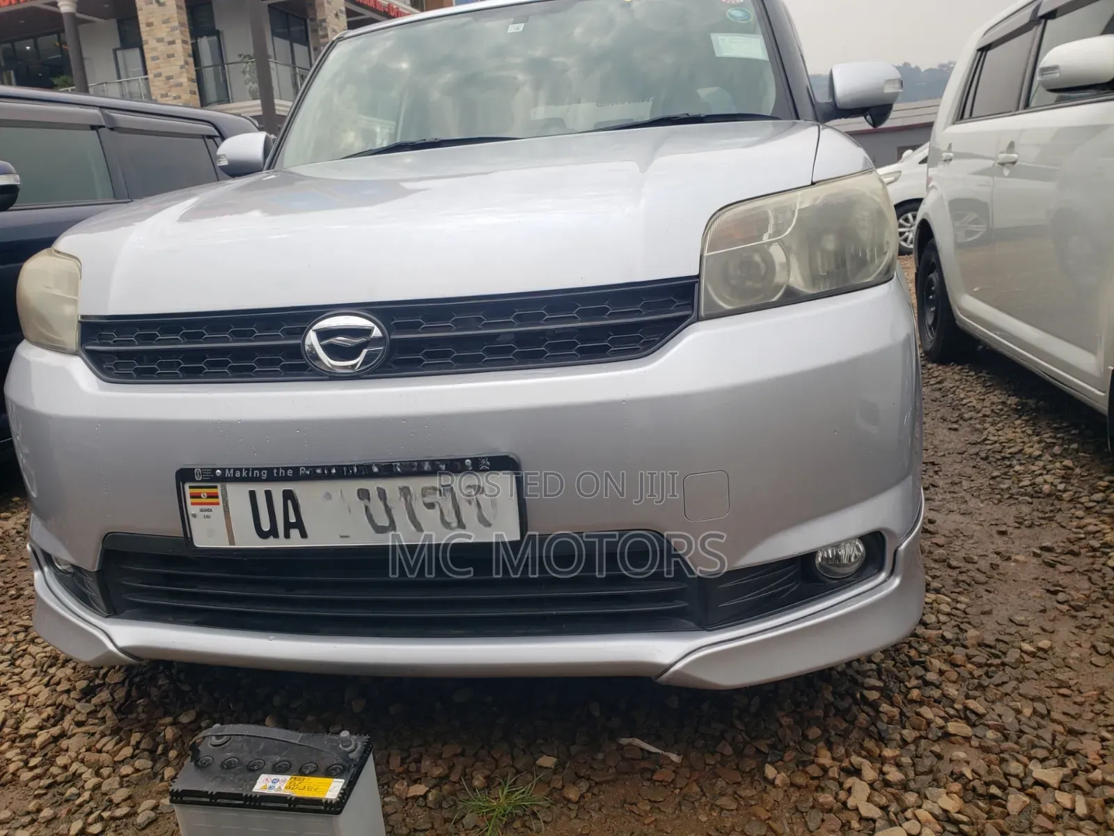 Toyota Corolla Rumion Hatchback 1.5 FWD 2011 Silver