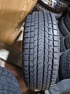 225/65r17 Japan Tyres Good Condition.