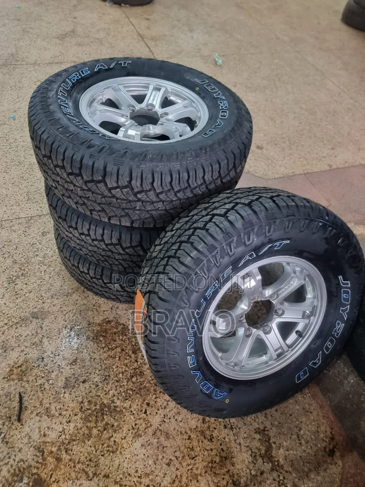 285/50r20 All Terrian Tyres