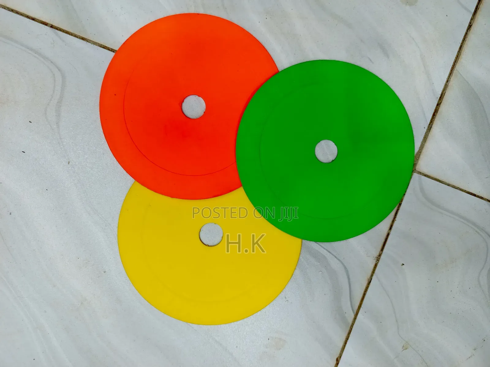 Flat Cones 3pcs