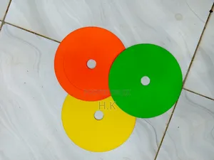 Flat Cones 3pcs
