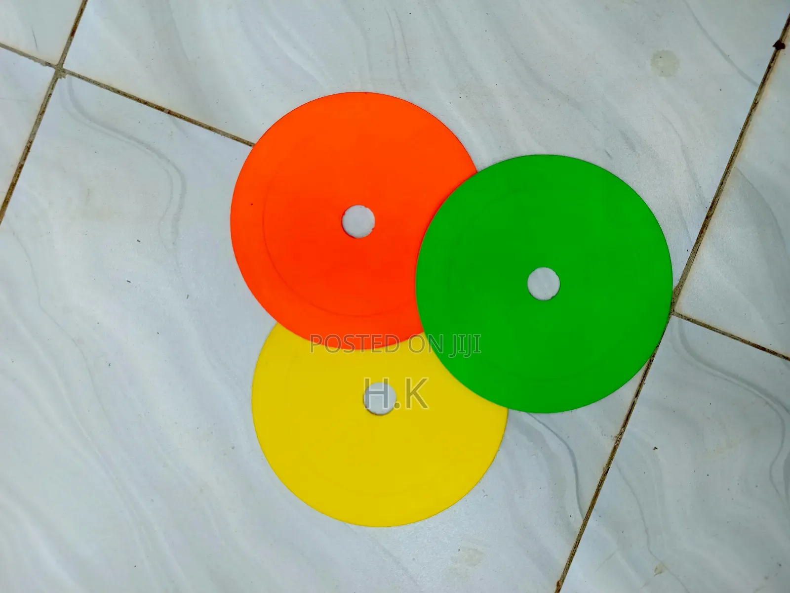Flat Cones 3pcs