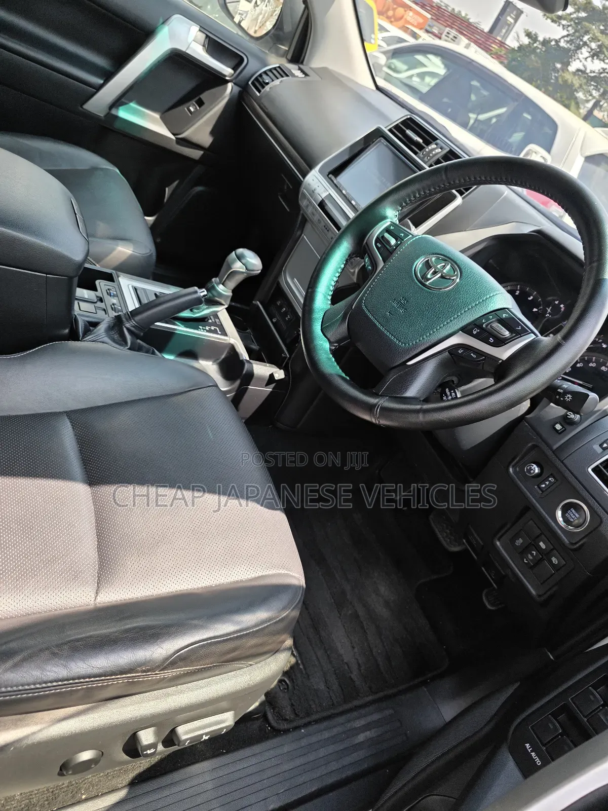 Toyota Land Cruiser Prado 2.8 2017 Pearl