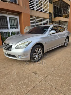 Nissan Fuga 2013 Silver