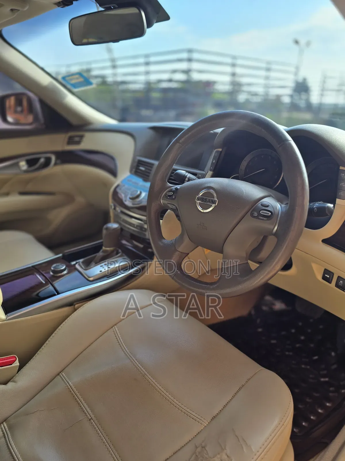 Nissan Fuga 2013 Silver