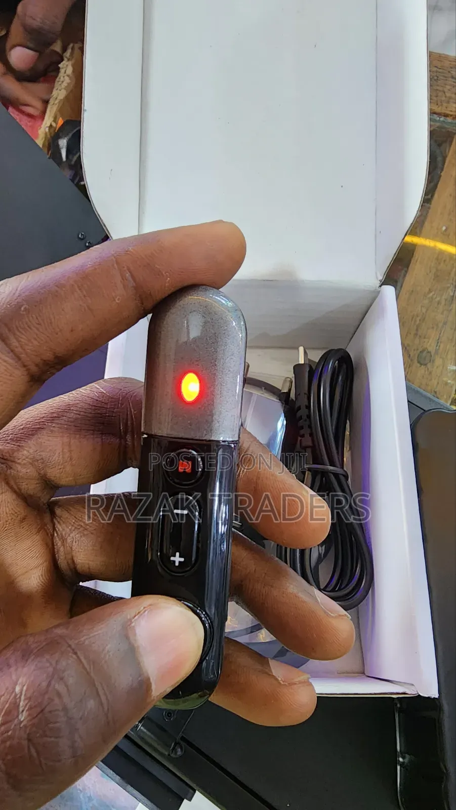 Walkie Talkie Lavalier Mini Wireless Radio ,Bluetooth Intercom