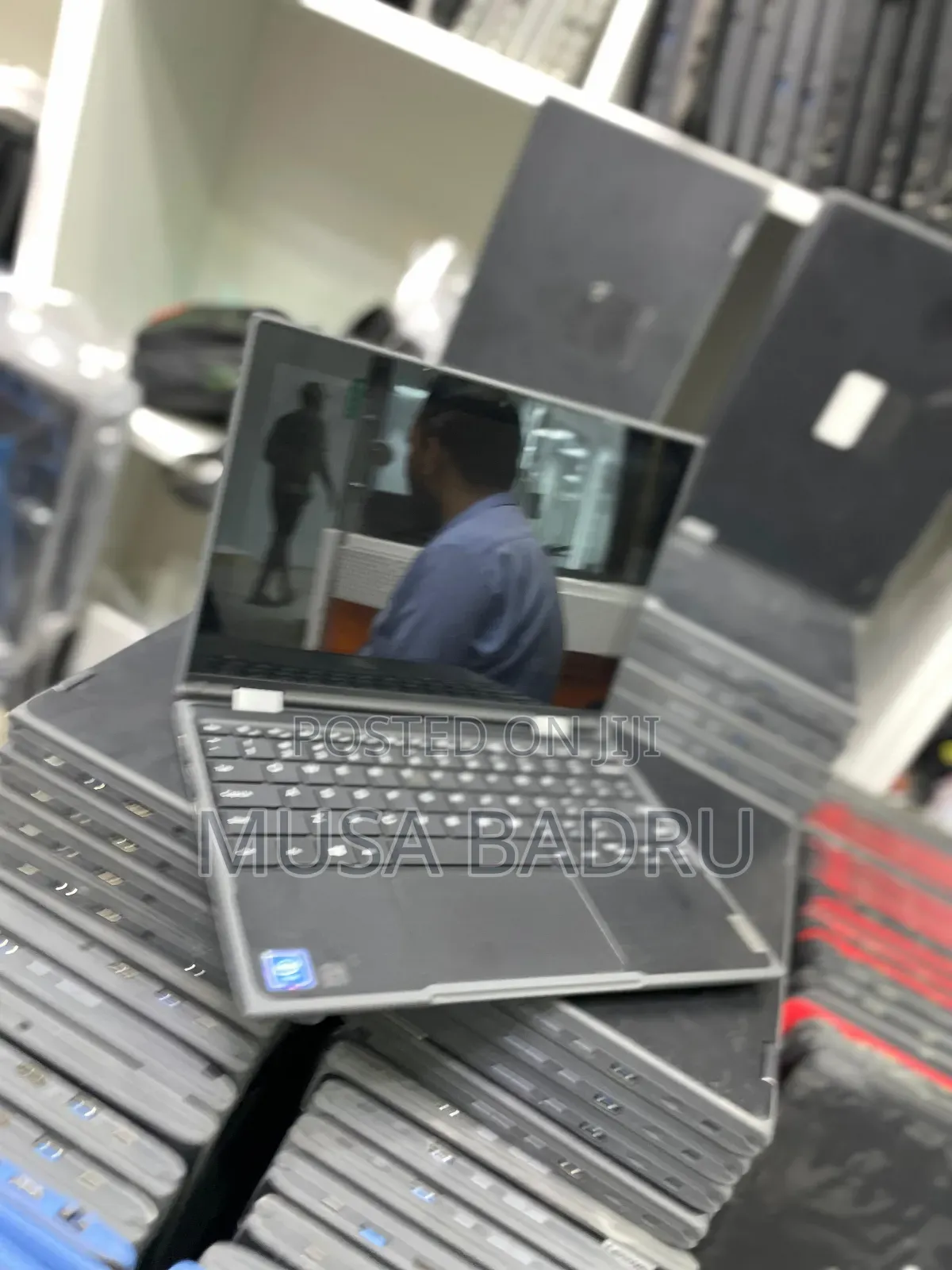 New Laptop Lenovo 300e 4GB Intel Celeron SSD 128GB