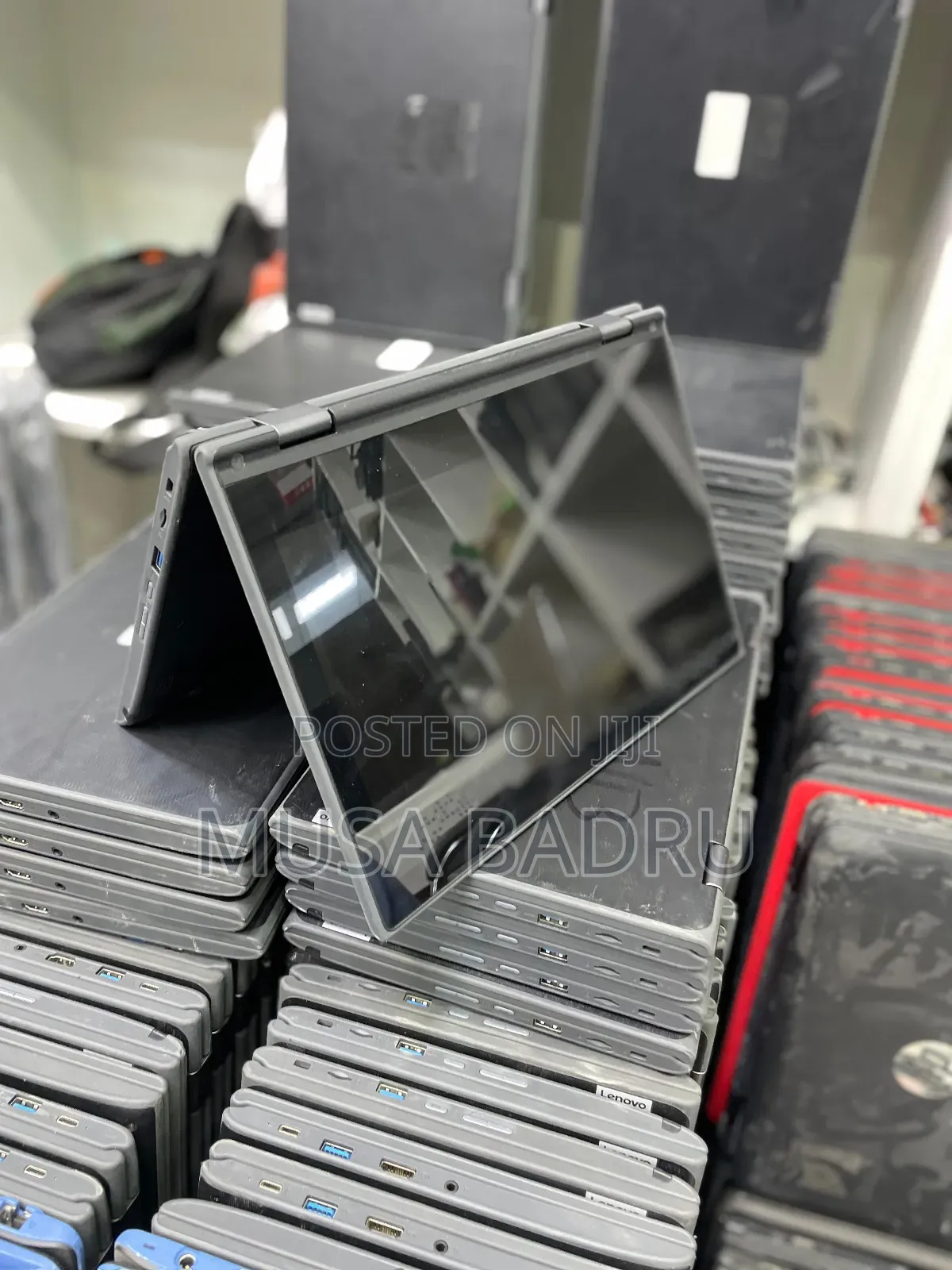 New Laptop Lenovo 300e 4GB Intel Celeron SSD 128GB