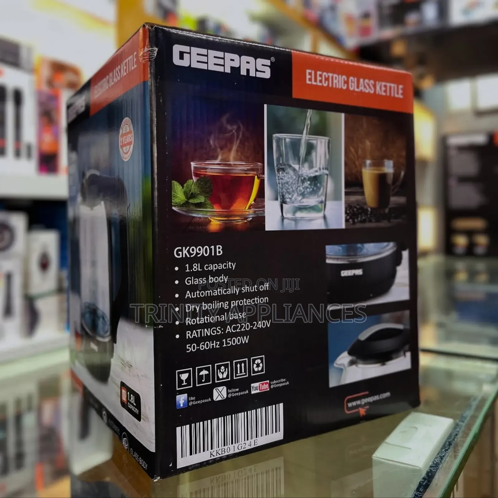 Geepas 1.8 Litres Glass Kettle Gk9901