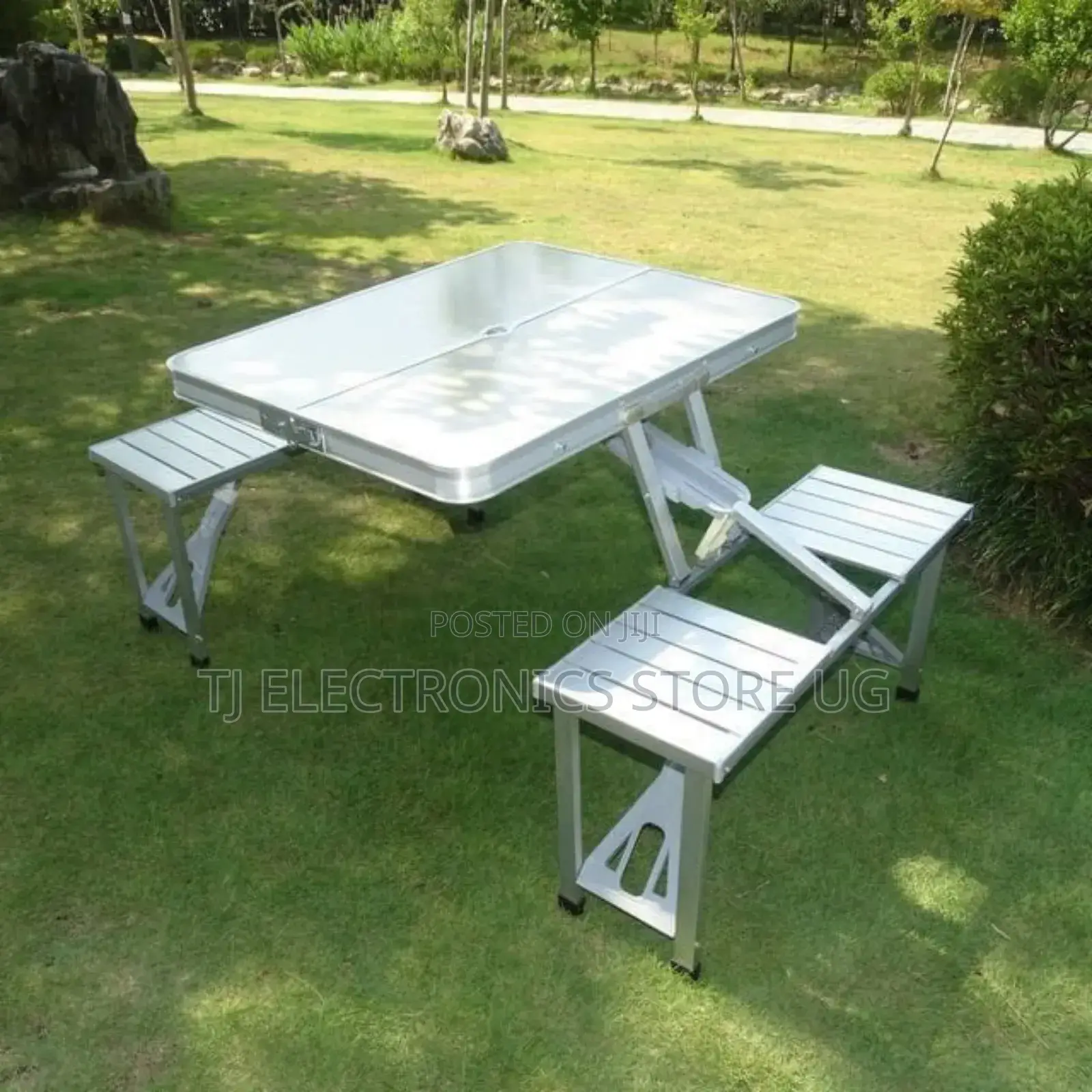 White Out Door Foldable Table Picnic Table