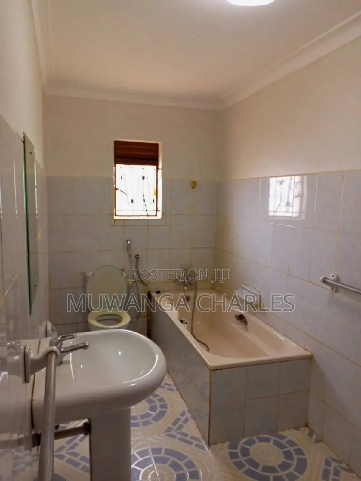 3bdrm Duplex in Fs Properties Ltd, Central Division for rent