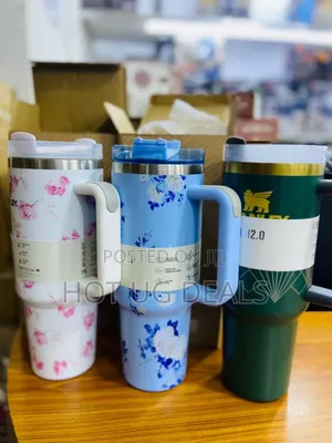 1.2l Stanley Cup H2.0 Flowstate Tumbler With A Floral Design