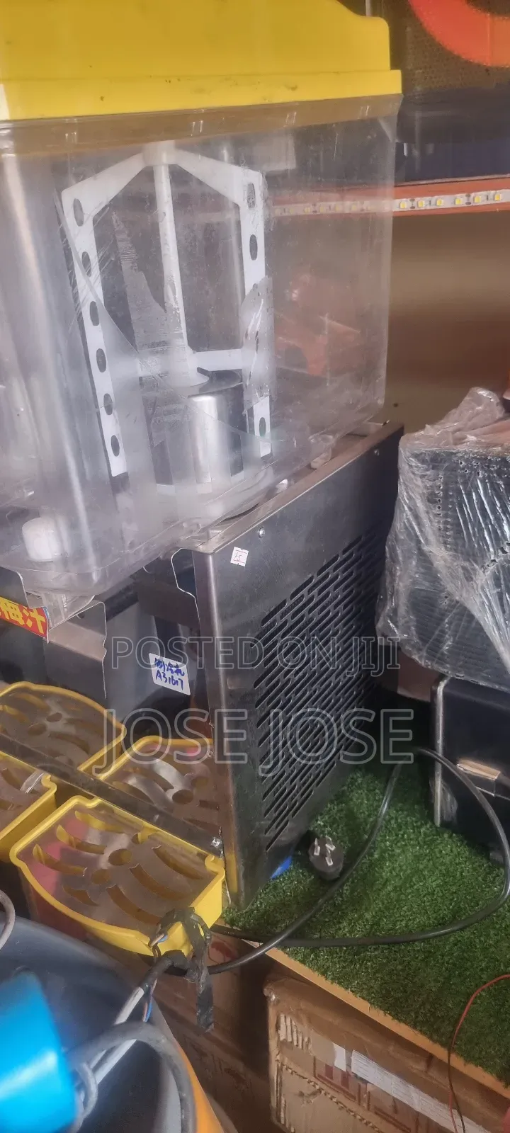 Juice Dispenser