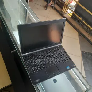 Laptop Dell Latitude E5270 8GB Intel Core i5 HDD 500GB