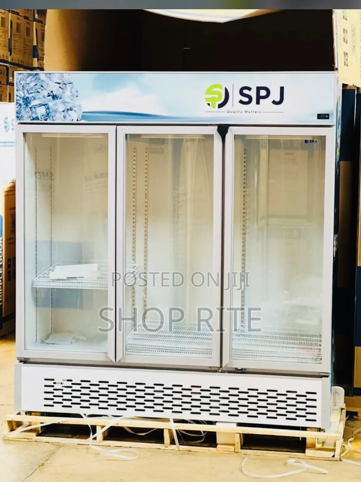 SPJ 3doors Chiller Glass Display 1500 Liters
