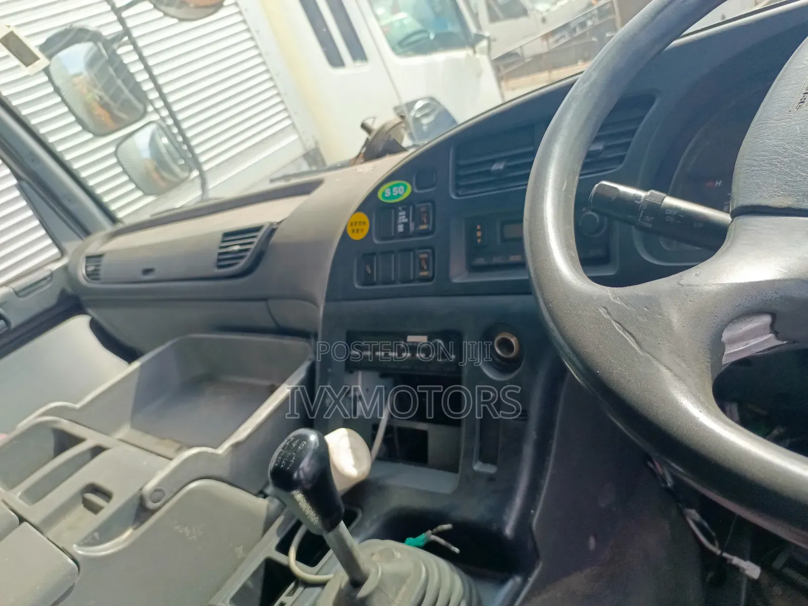 Isuzu Giga
