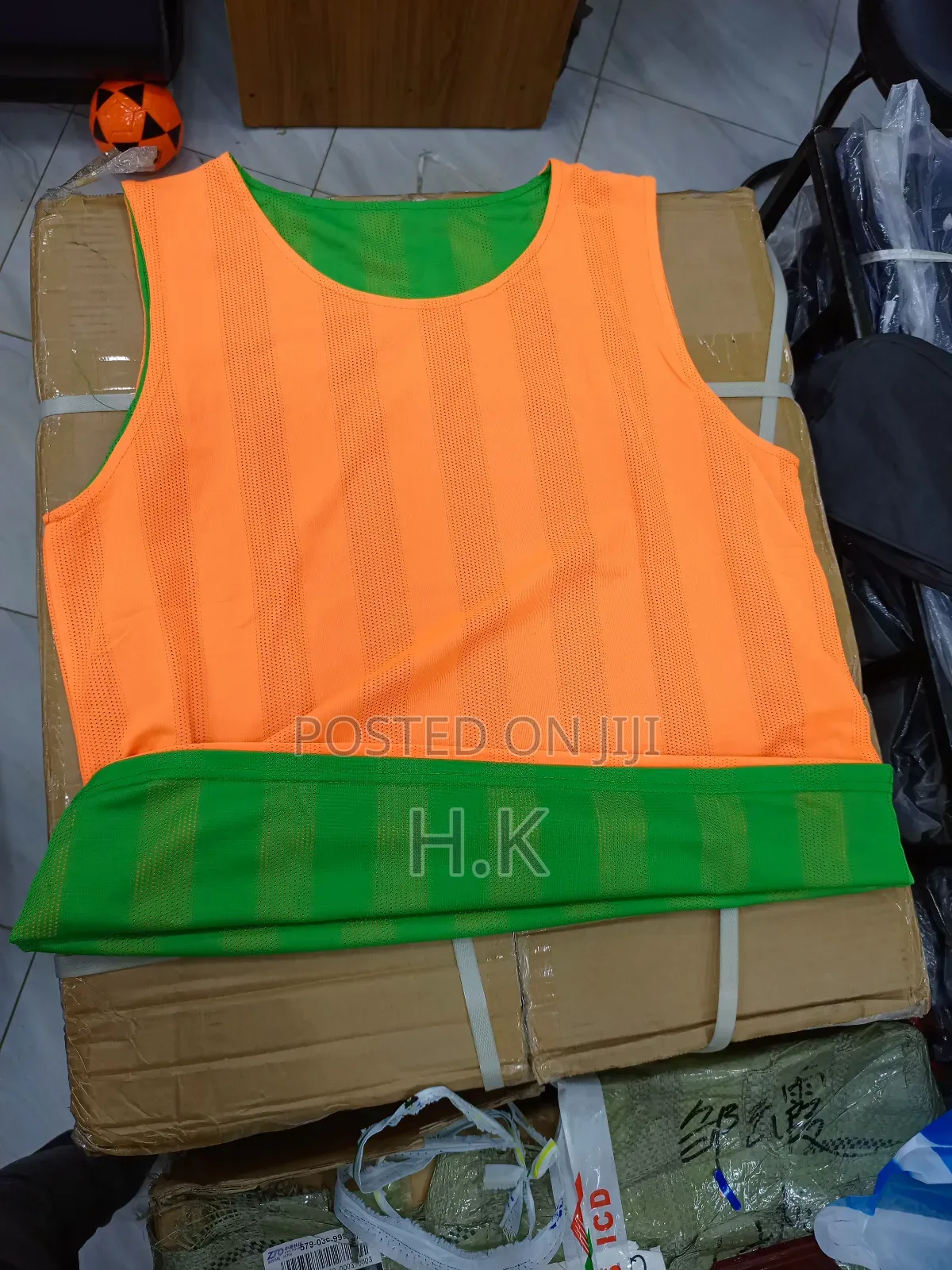 Reversible Sports Training Bib.