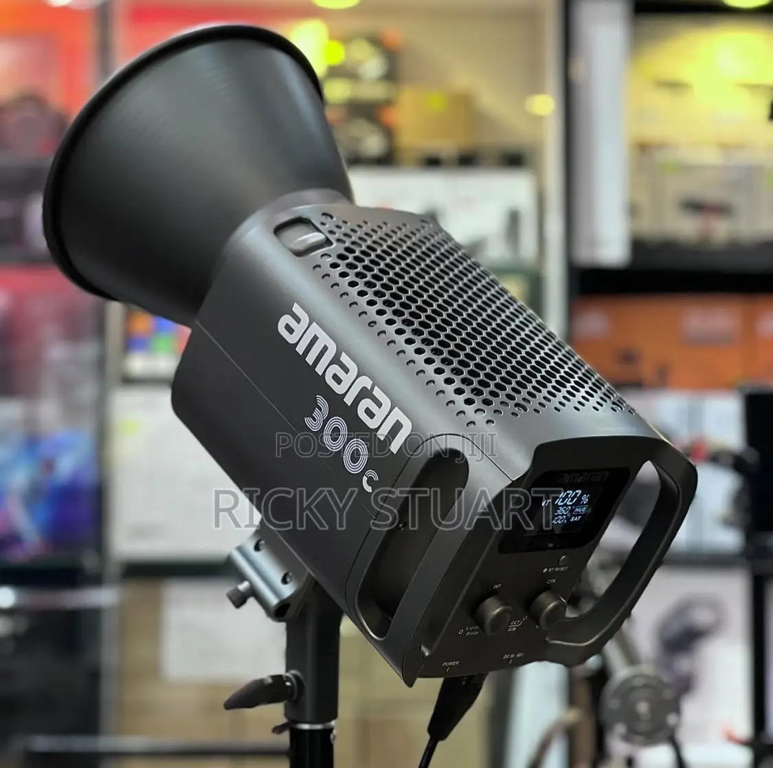 Aputure Amaran 300c Rgb Cob Video Light Bowen Mount,300w